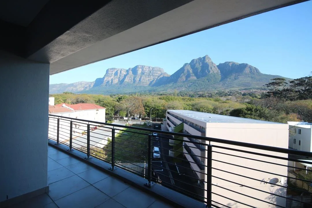 2 Bedroom Apartment / flat to rent in Rondebosch