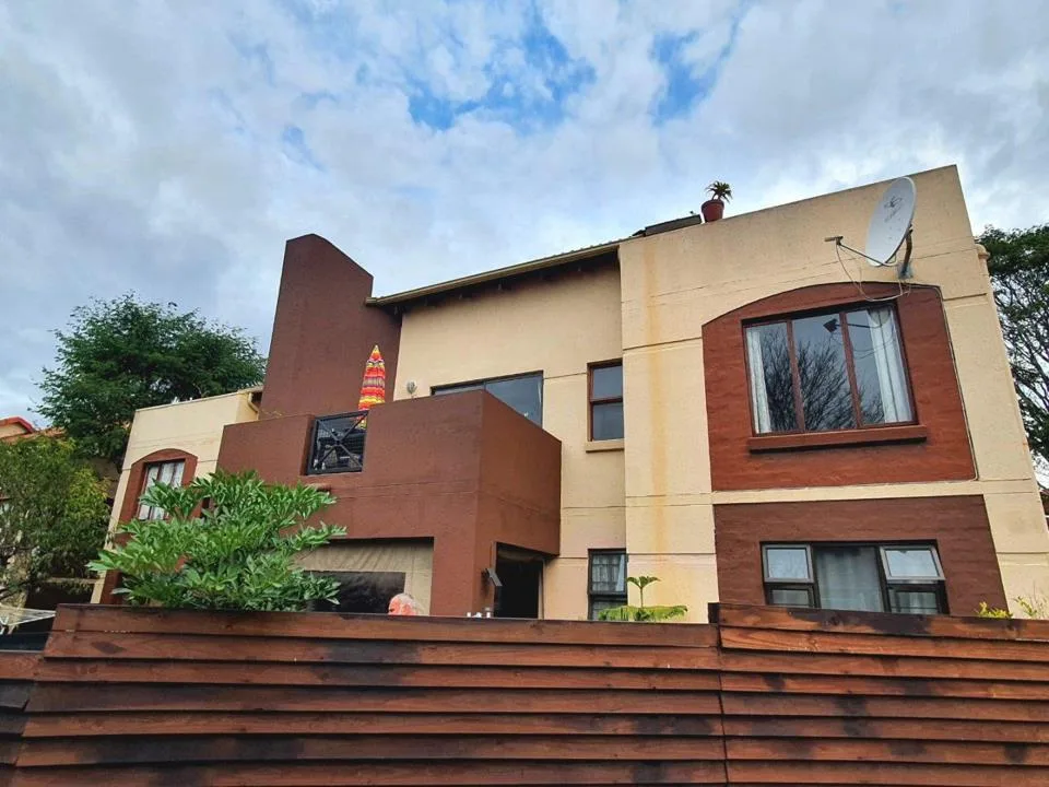 2 Bedroom Townhouse to rent in Bromhof