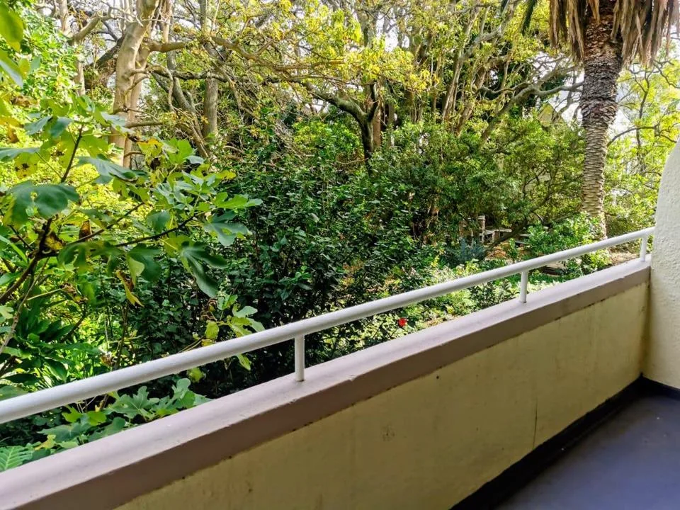 2 Bedroom Apartment / flat to rent in Oranjezicht