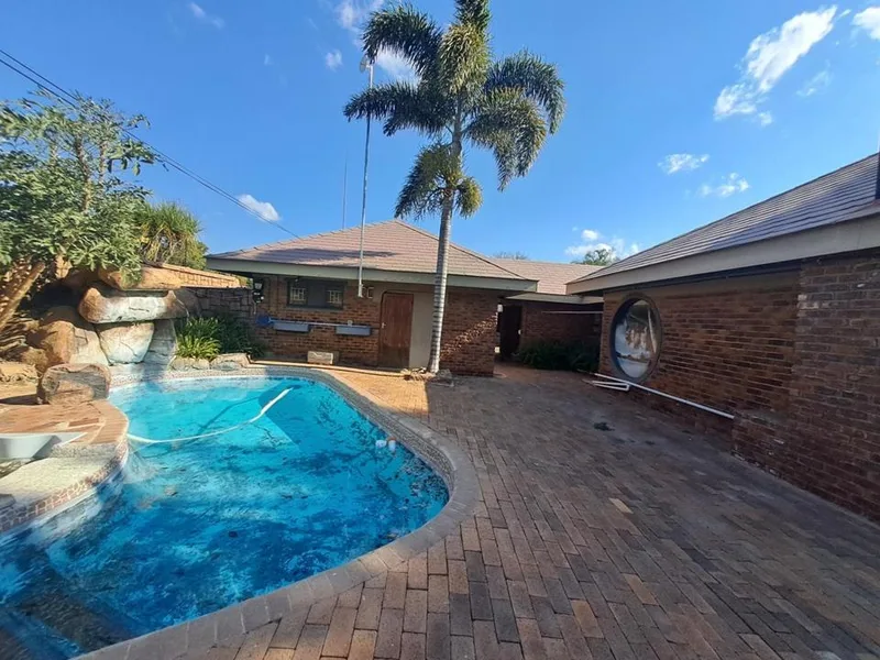 3 Bedroom House for sale in Sterpark
