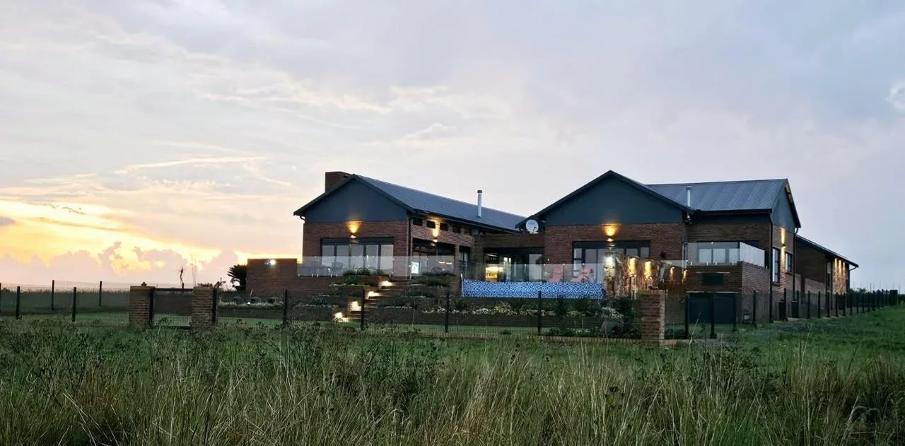 4 Bedroom House for sale in Glen Cullen Private Country Estate