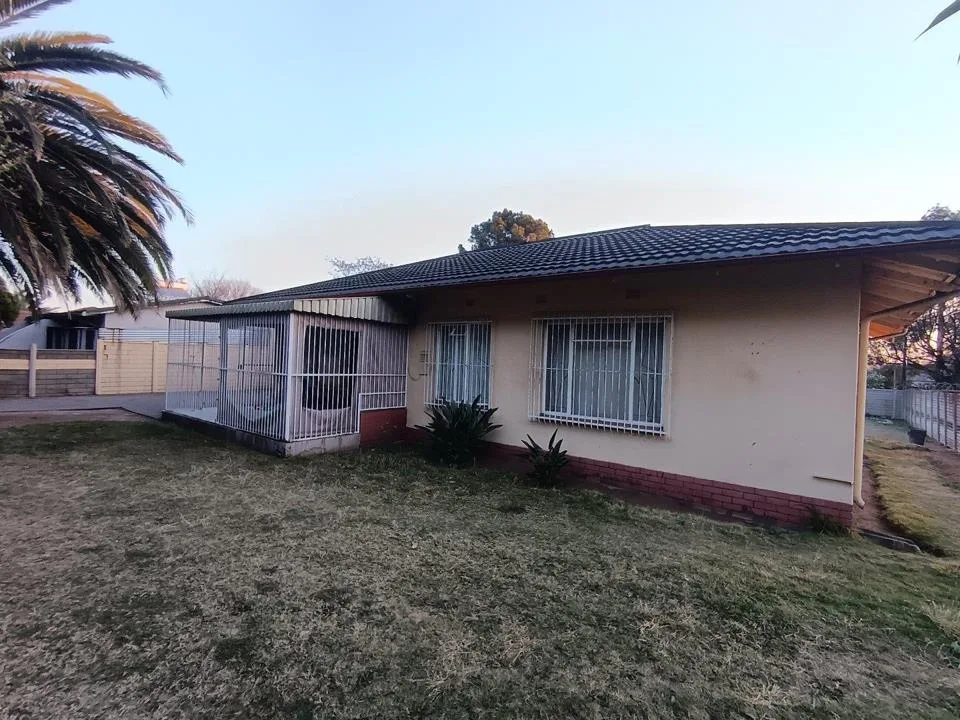 3 Bedroom House for sale in Sasolburg Ext 3