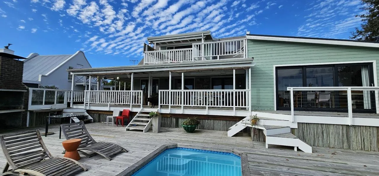 2 Bedroom House to rent in Rexford