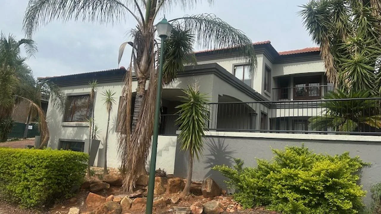 4 Bedroom House for sale in Cashan