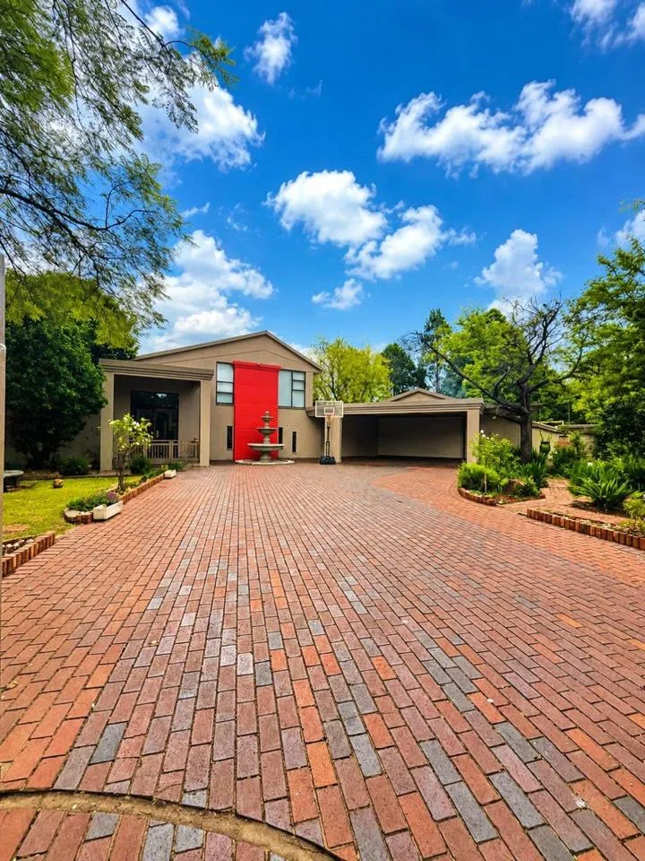 4 Bedroom House to rent in Larrendale