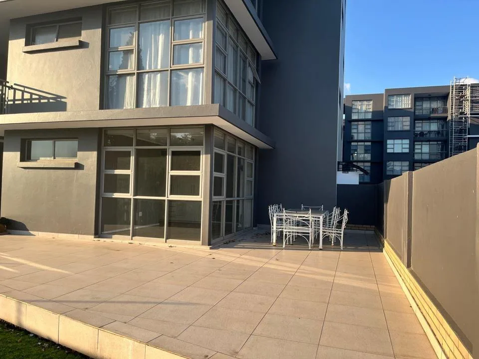 3 Bedroom Apartment / flat to rent in Bedford Gardens