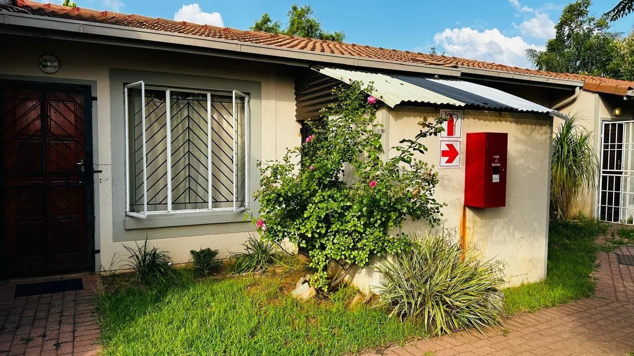 3 Bedroom Apartment / flat to rent in Country View