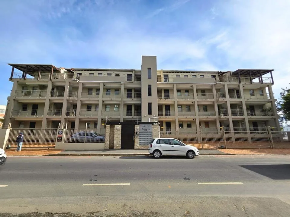 2 Bedroom Apartment / flat to rent in Sea Point