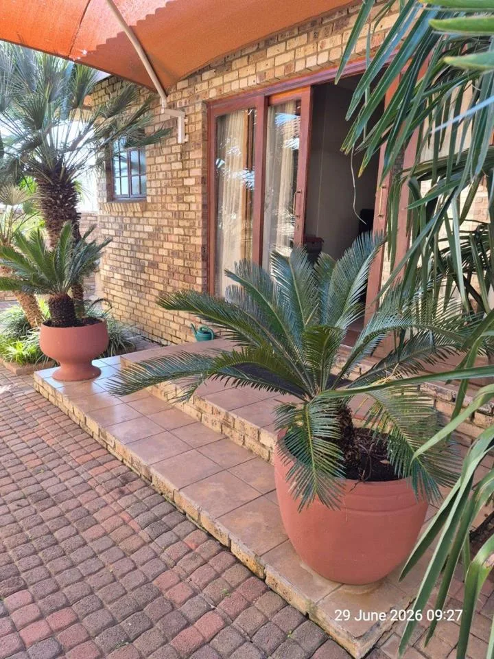 House for sale in Meiringspark