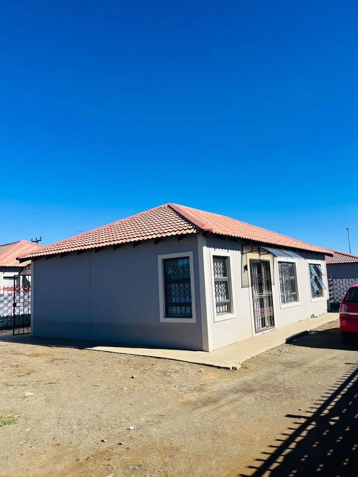 House to rent in Pinehaven