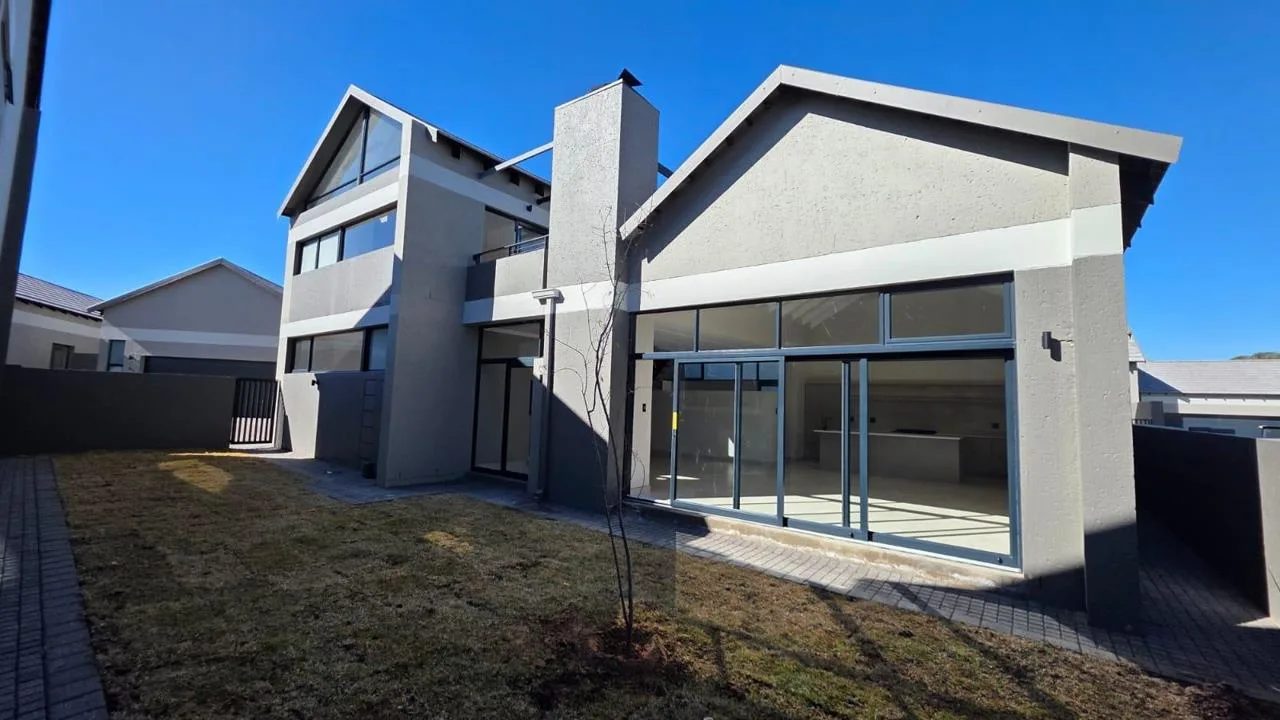 4 Bedroom Townhouse to rent in Woodland Hills Bergendal