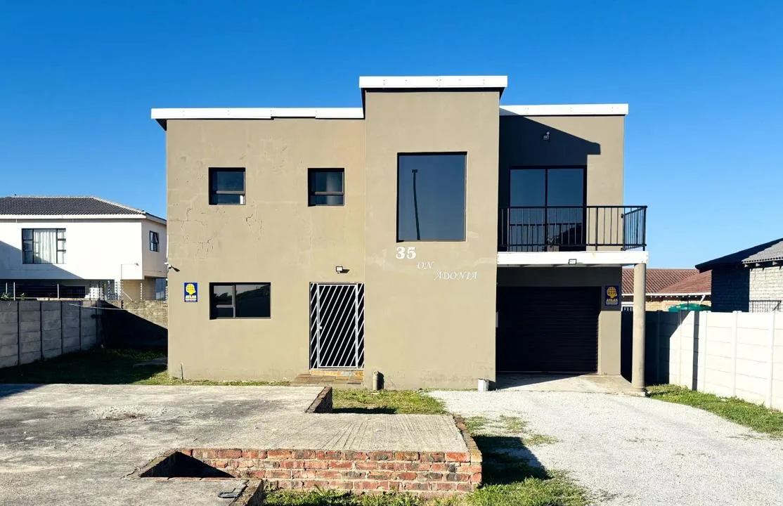 3 Bedroom House for sale in Bluewater Bay