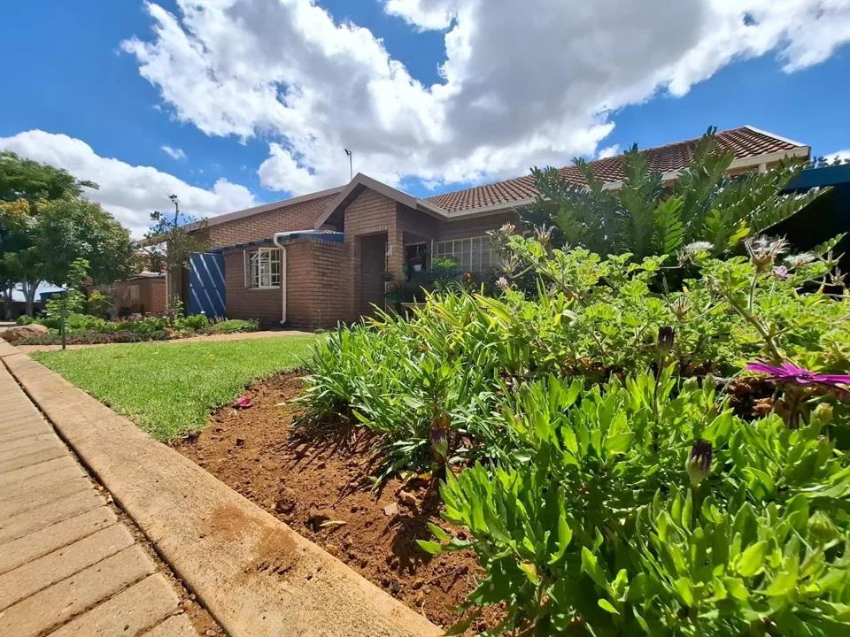 3 Bedroom Townhouse for sale in Flora Park