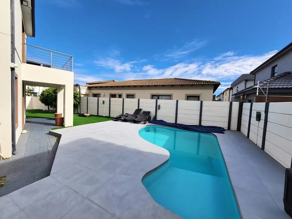 3 Bedroom House to rent in Parklands North