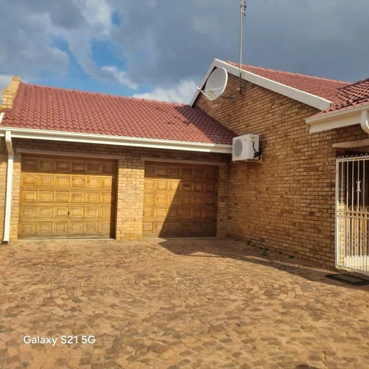 3 Bedroom Townhouse for sale in Oudorp