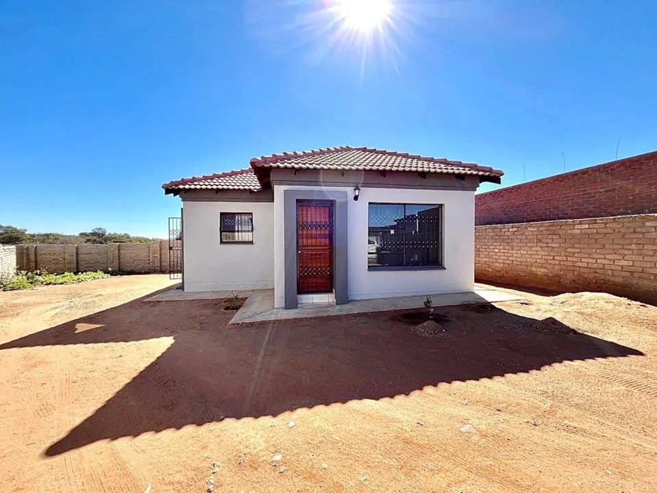 2 Bedroom House for sale in Bendor
