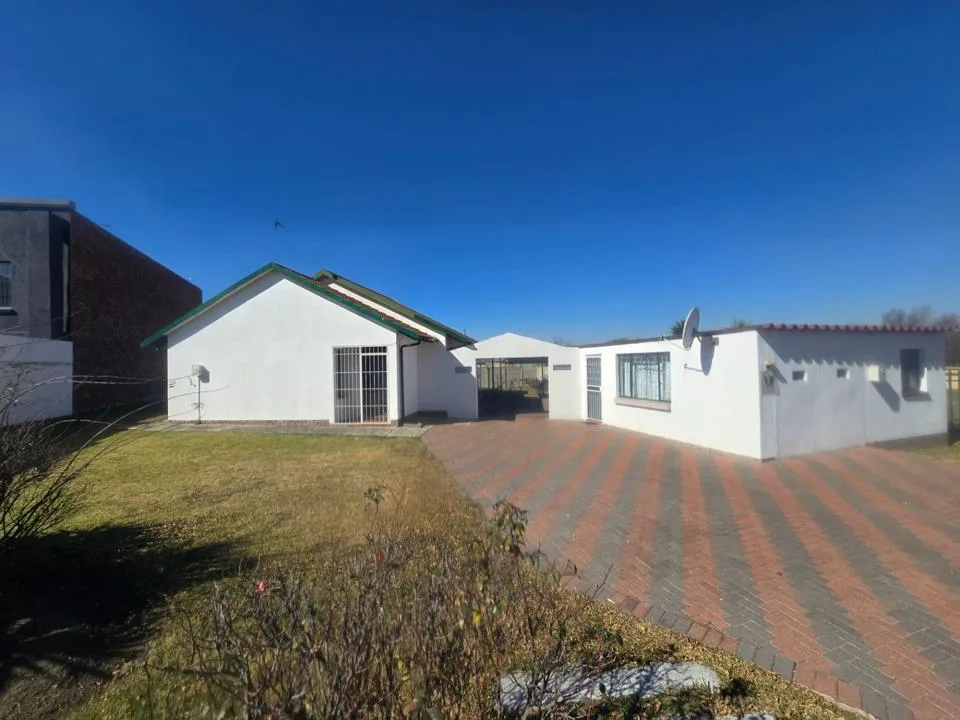 3 Bedroom House for sale in Secunda