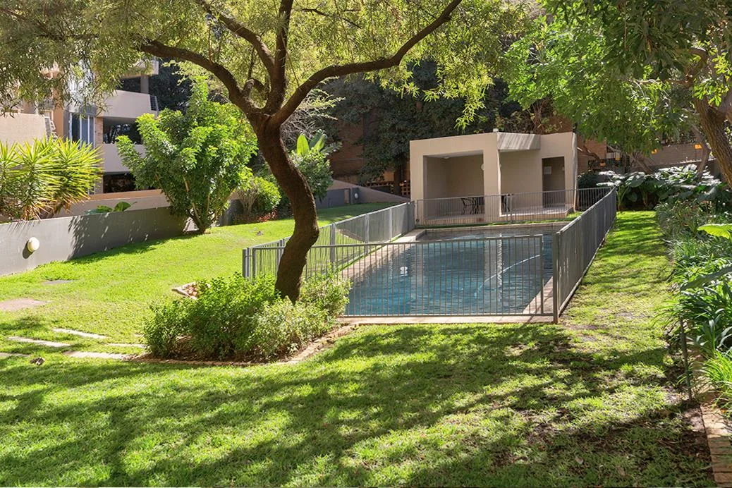 2 Bedroom Apartment / flat to rent in Morningside