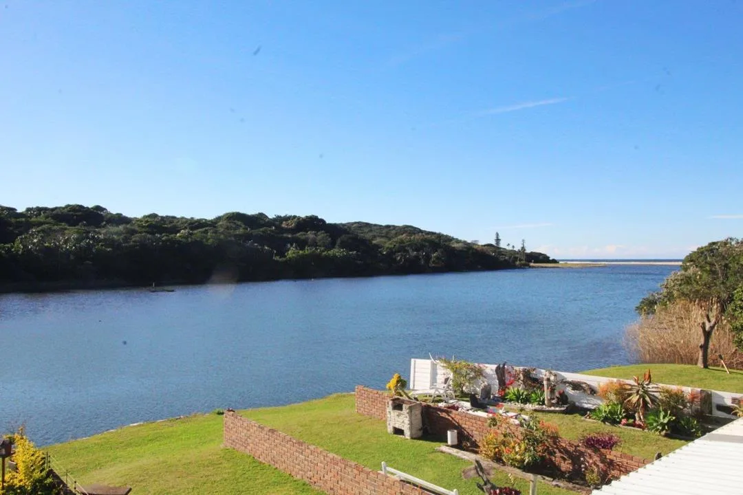 2 Bedroom Apartment / flat for sale in Bonza Bay