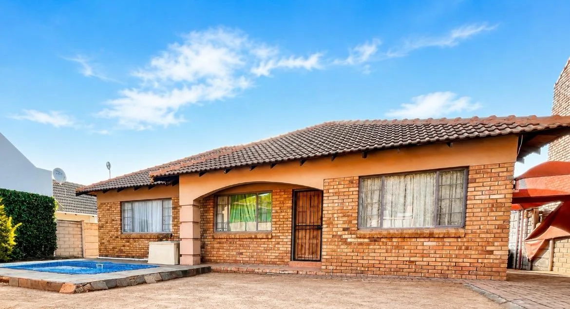 3 Bedroom House to rent in Bendor