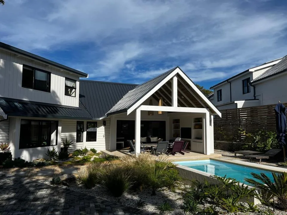 3 Bedroom House to rent in Constantia