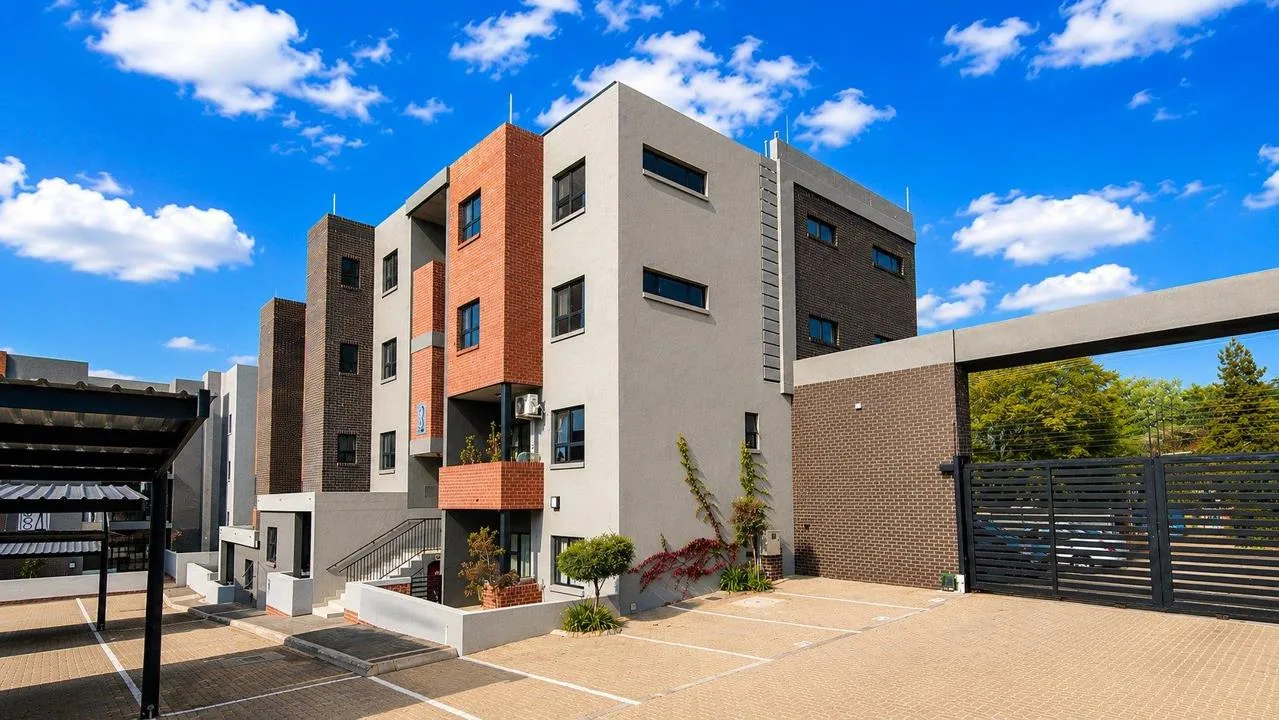 2 Bedroom Apartment / flat to rent in Waterkloof
