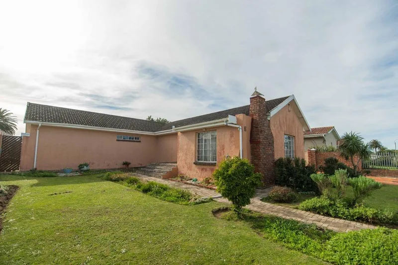 3 Bedroom House for sale in Kabega