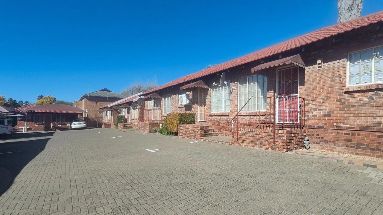 2 Bedroom Townhouse for sale in Pentagon Park