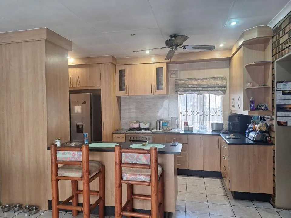 3 Bedroom House to rent in Brakpan North