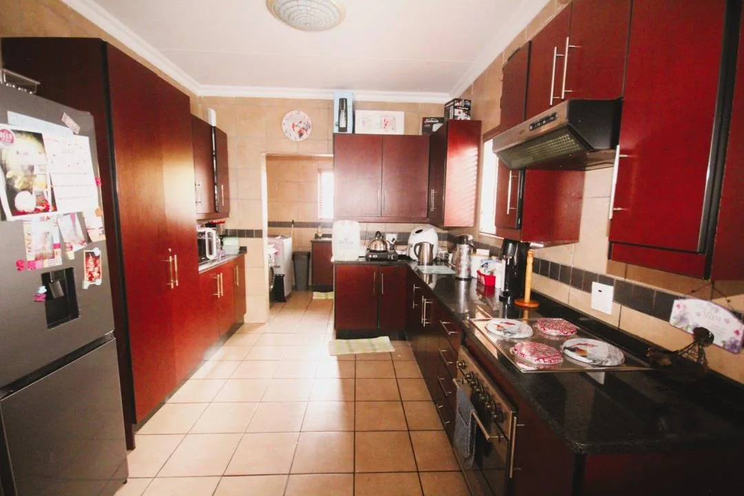 3 Bedroom House to rent in Aerorand