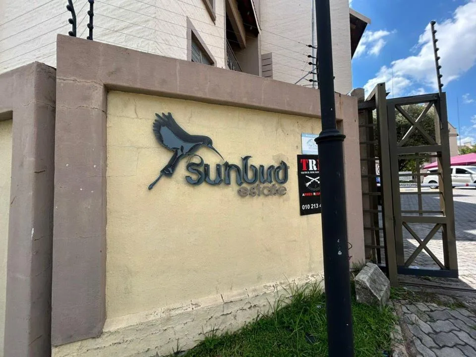 3 Bedroom Apartment / flat to rent in Sundowner
