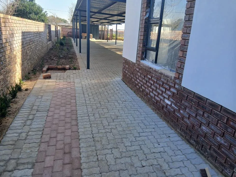 2 Bedroom House to rent in Riversdale