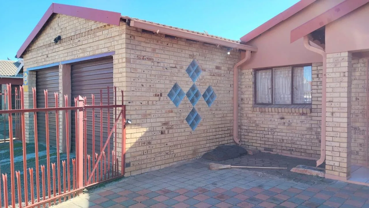 3 Bedroom House for sale in Vista Park