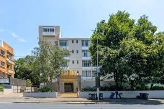 0.5 Bedroom Apartment / flat to rent in Illovo