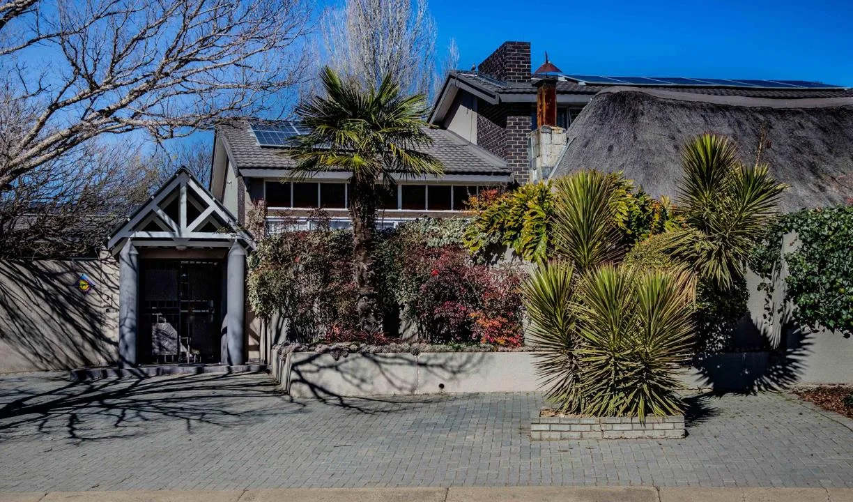 10 Bedroom House for sale in Heilbron