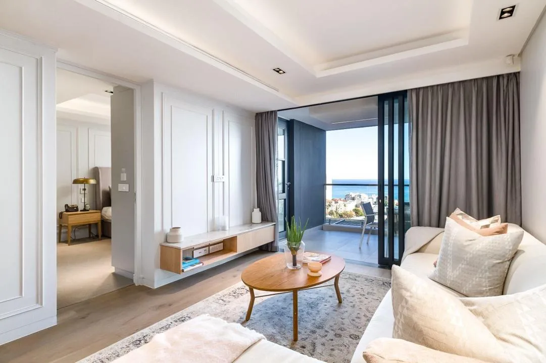 2 Bedroom Apartment / flat to rent in Sea Point