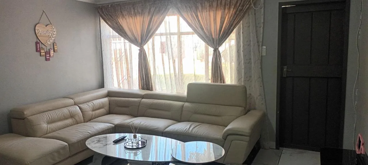 2 Bedroom Apartment / flat to rent in Brenthurst