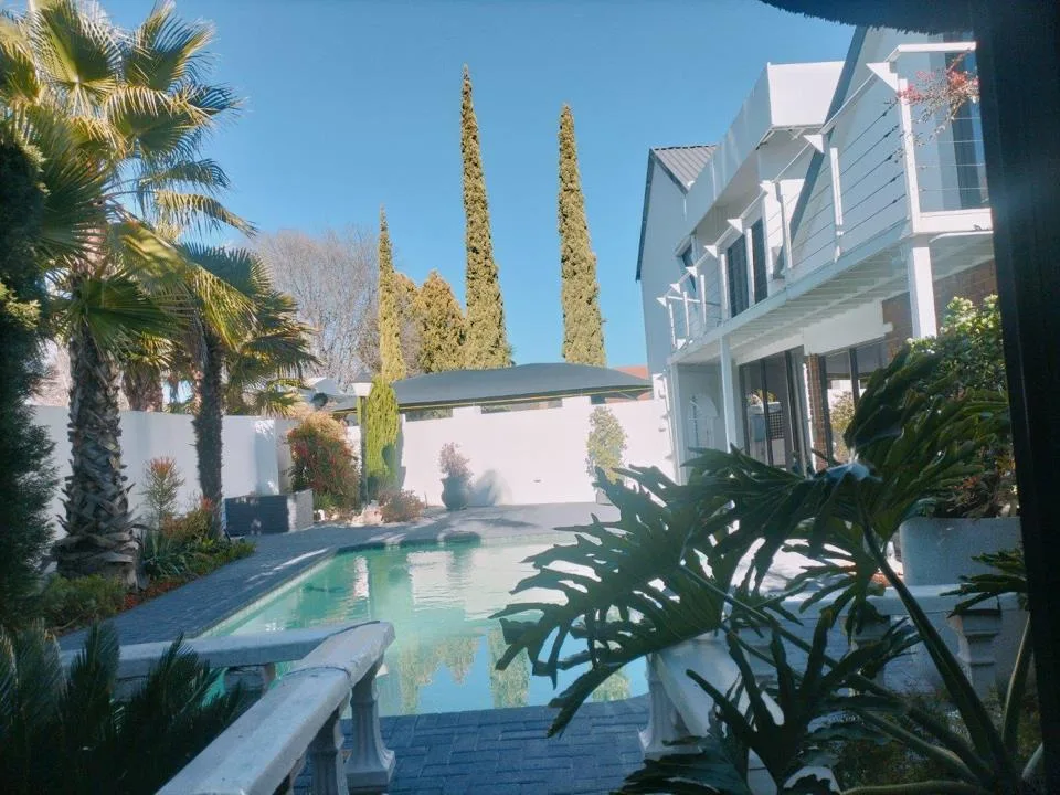 5 Bedroom House for sale in Fichardt Park