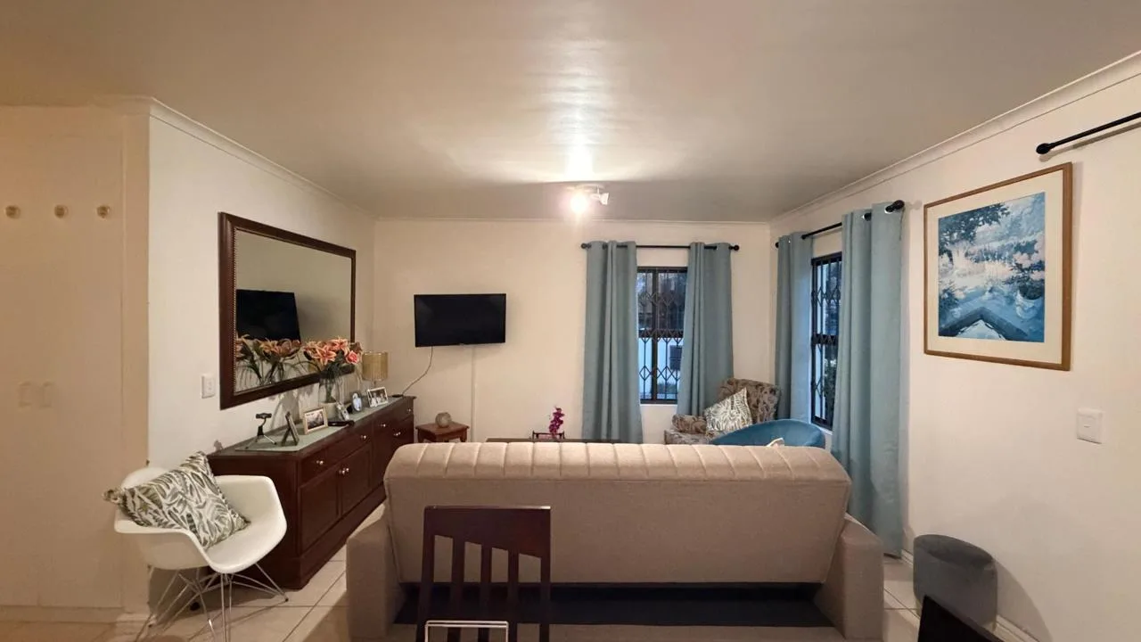 1 Bedroom Apartment / flat to rent in Rondebosch
