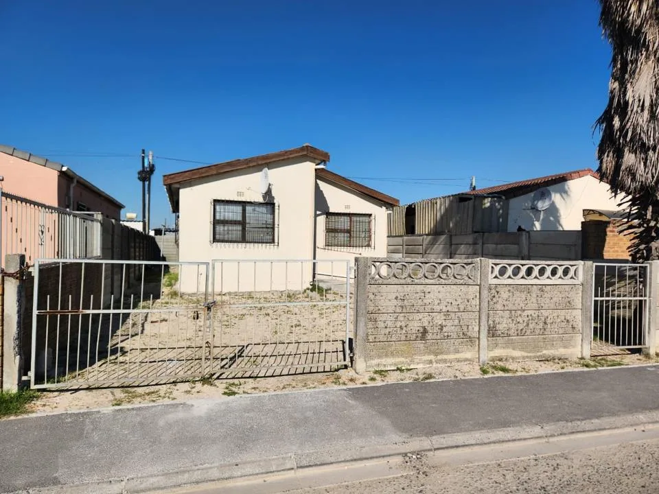 2 Bedroom House to rent in Graceland