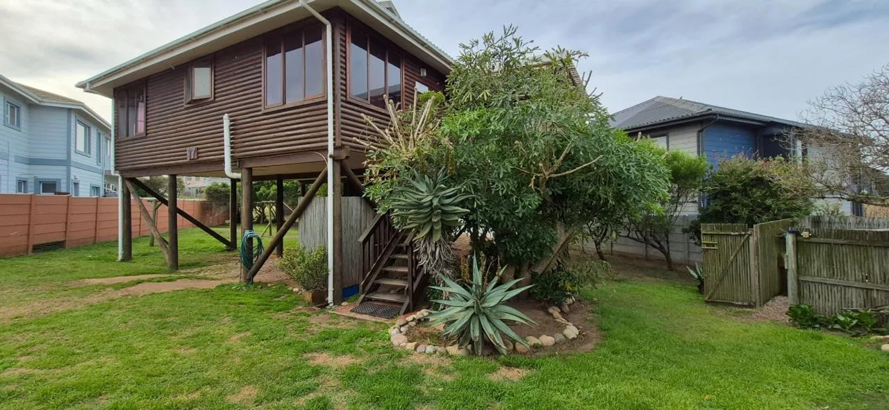 3 Bedroom House to rent in Boggomsbaai