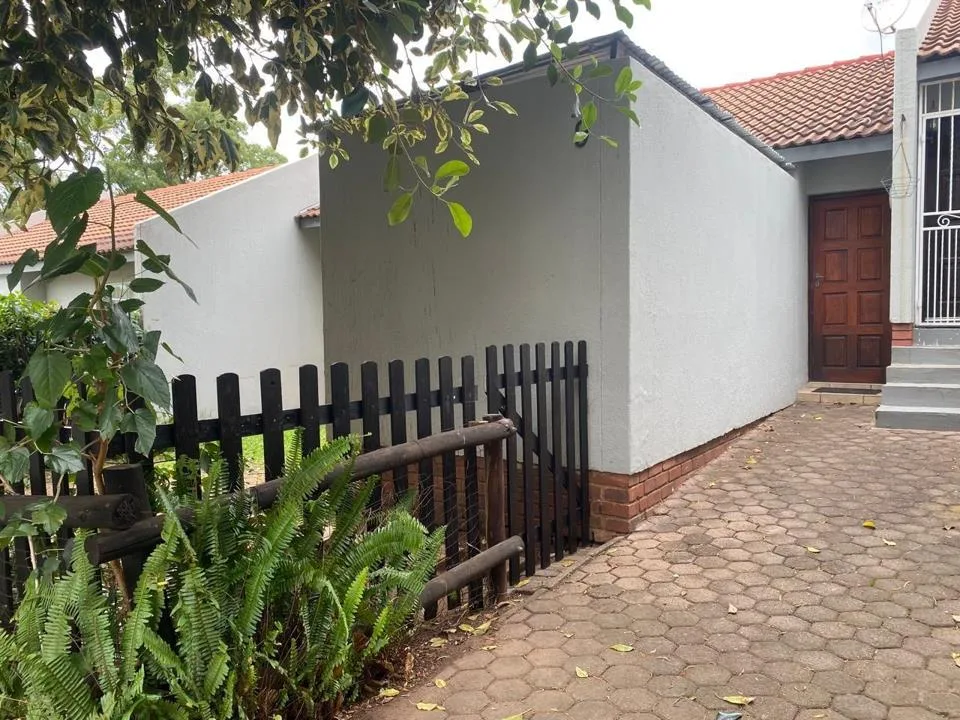 2 Bedroom Townhouse to rent in Magaliessig
