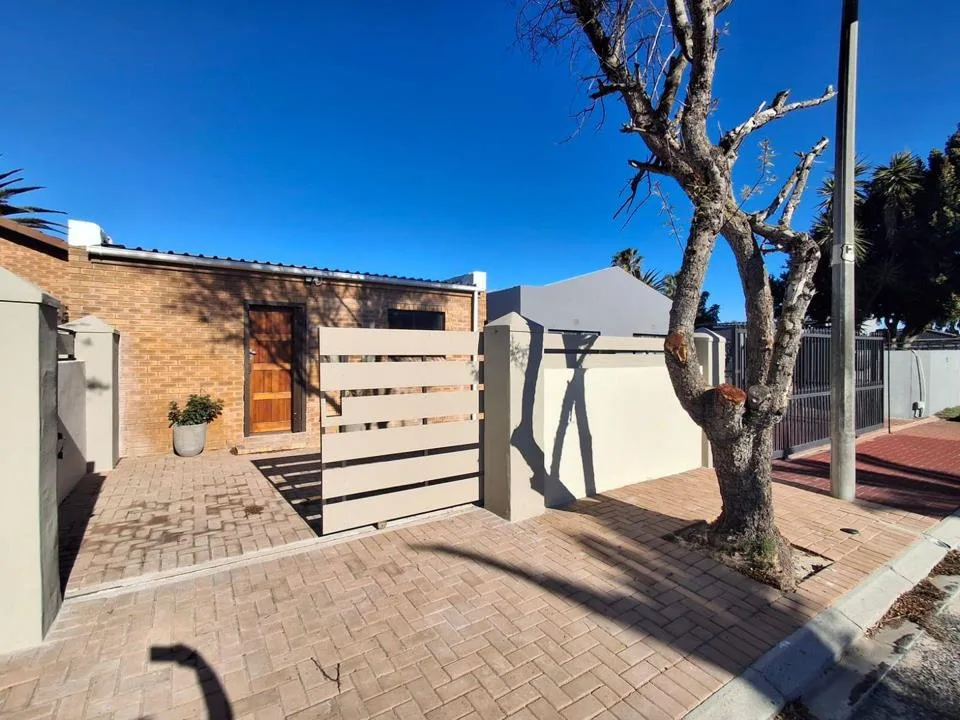 1 Bedroom Apartment / flat to rent in Blouberg Sands