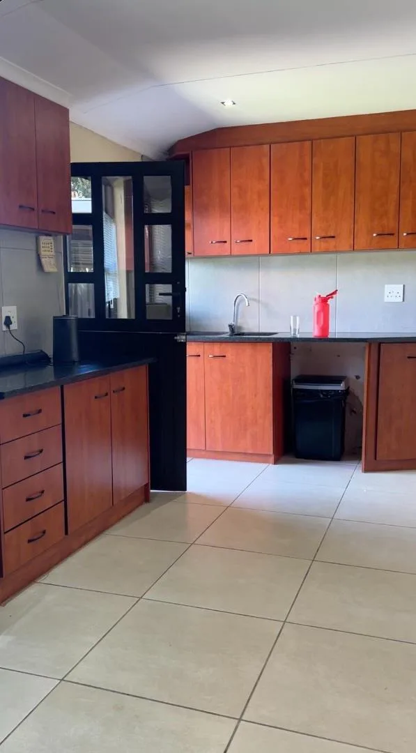 12 Bedroom Apartment / flat to rent in Brandwag