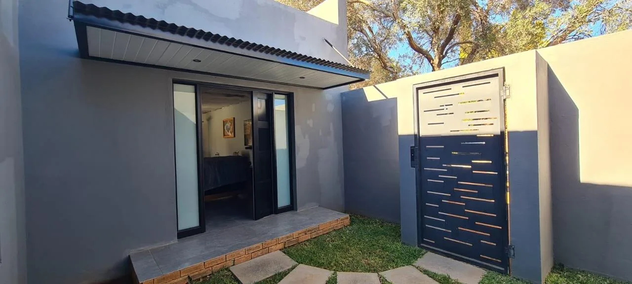 4 Bedroom House for sale in Rhodesdene