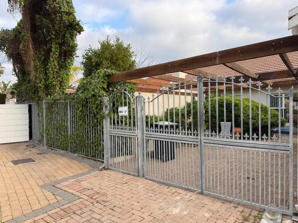 2 Bedroom House to rent in Blouberg Rise