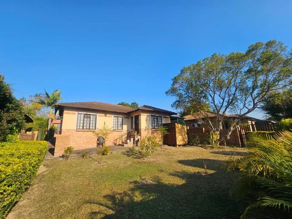 2 Bedroom House for sale in West Acres Ext 47