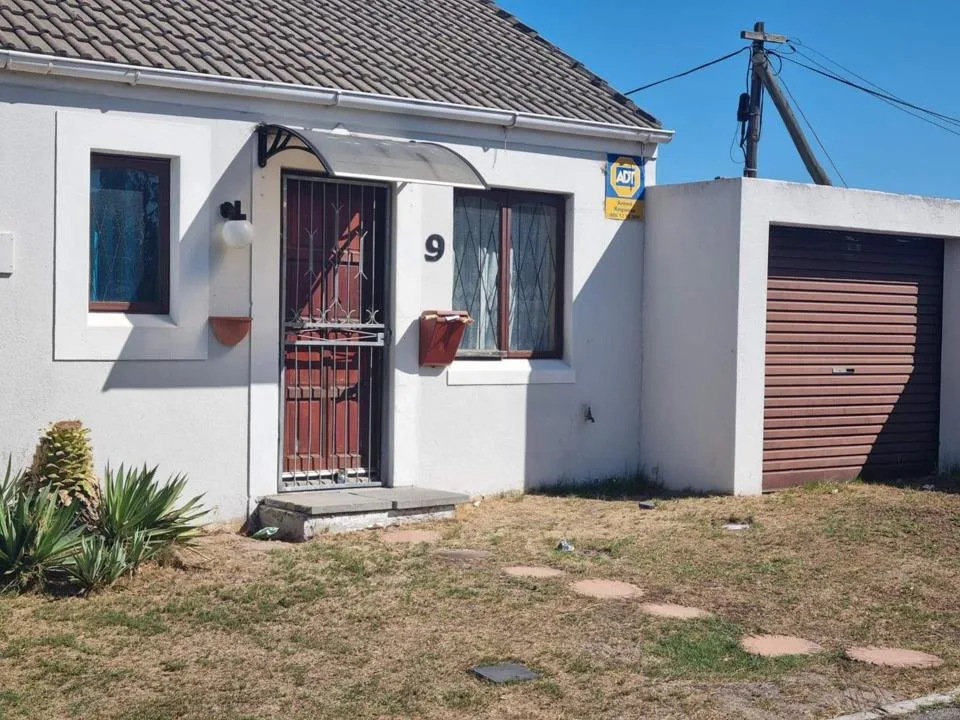 3 Bedroom House to rent in Belhar