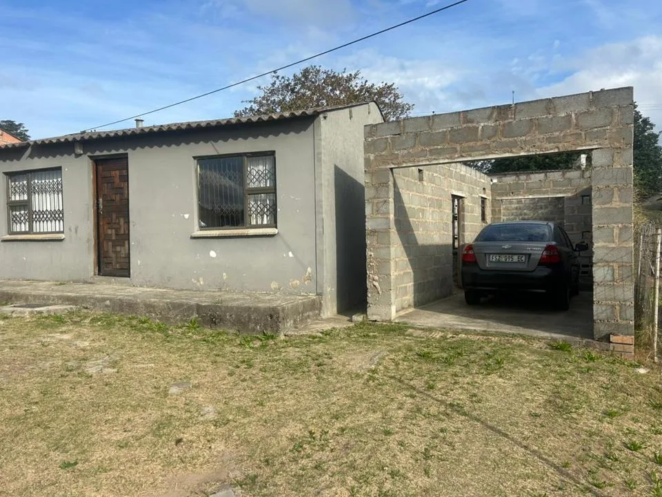 2 Bedroom House for sale in Mdantsane Nu 3