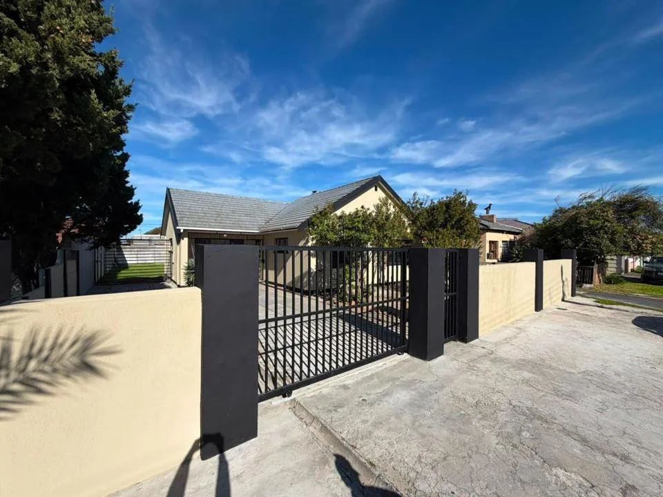 3 Bedroom House to rent in Kensington